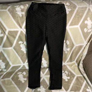 Scrunch butt leggings